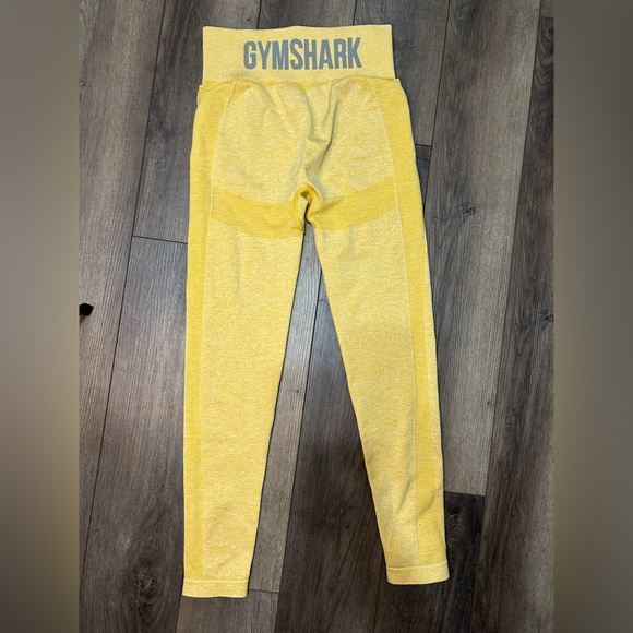Ladies GymShark leggings. medium - Picture 2 of 2